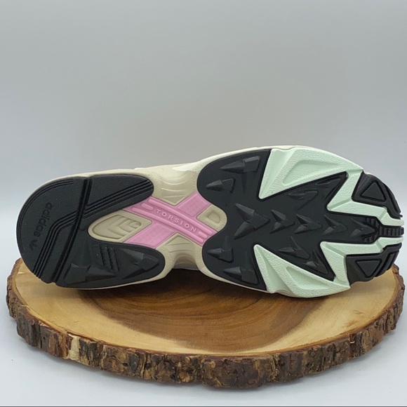 ADIDAS MENS Yung-1 Multiple Sizes - Picture 11 of 11